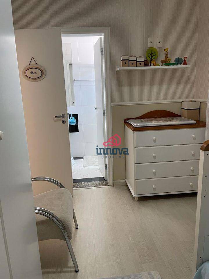 Sobrado à venda com 3 quartos, 220m² - Foto 30