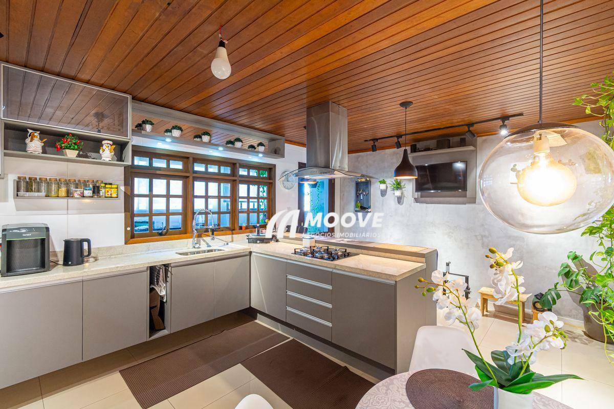 Sobrado à venda com 3 quartos, 350m² - Foto 26