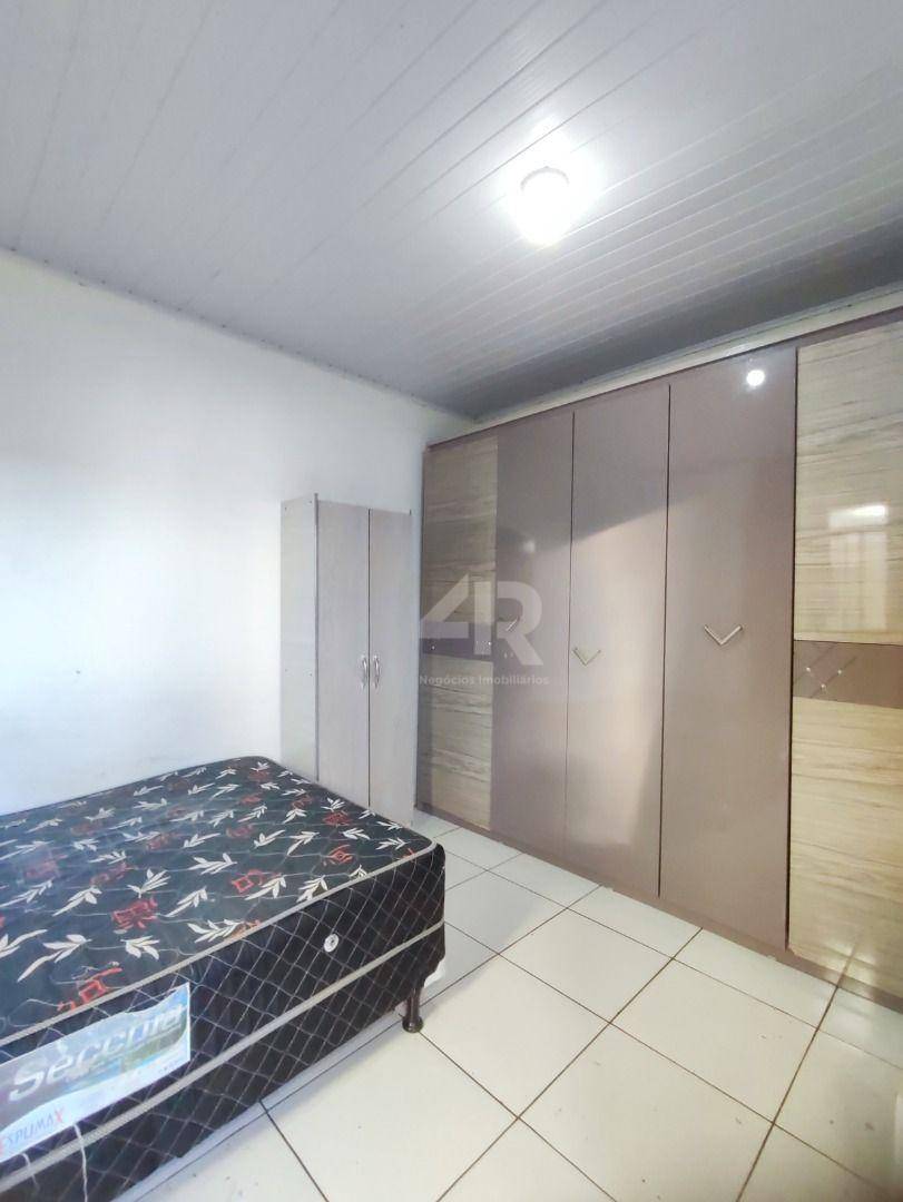 Casa à venda com 3 quartos, 70m² - Foto 8