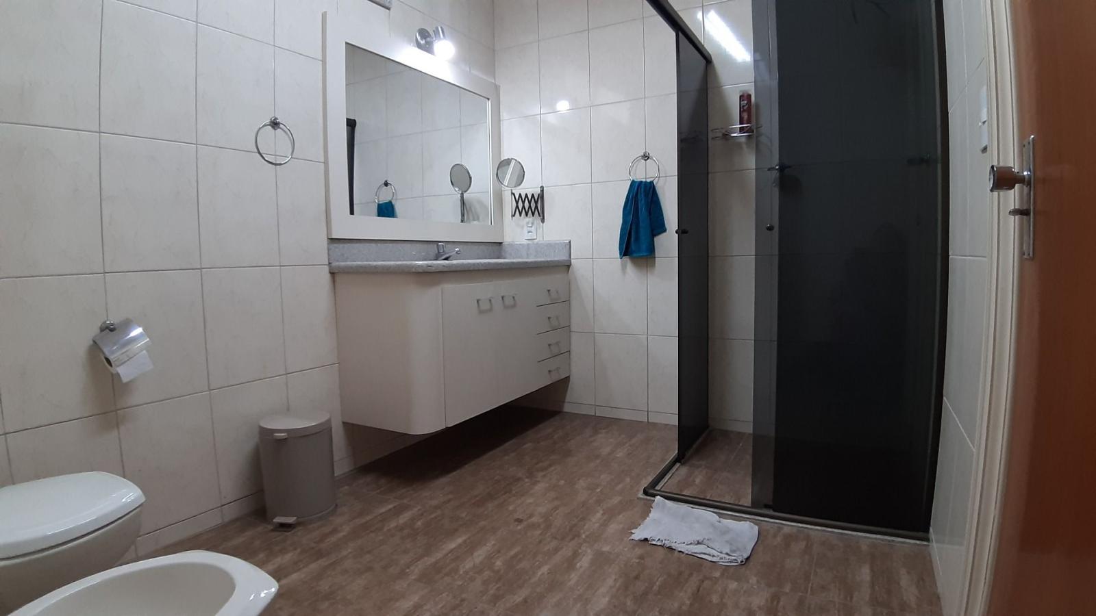 Apartamento à venda com 3 quartos, 162m² - Foto 19