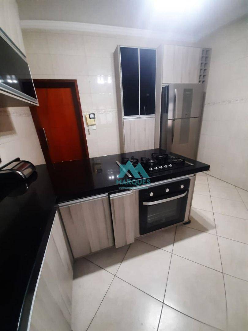 Sobrado à venda com 3 quartos, 250m² - Foto 14