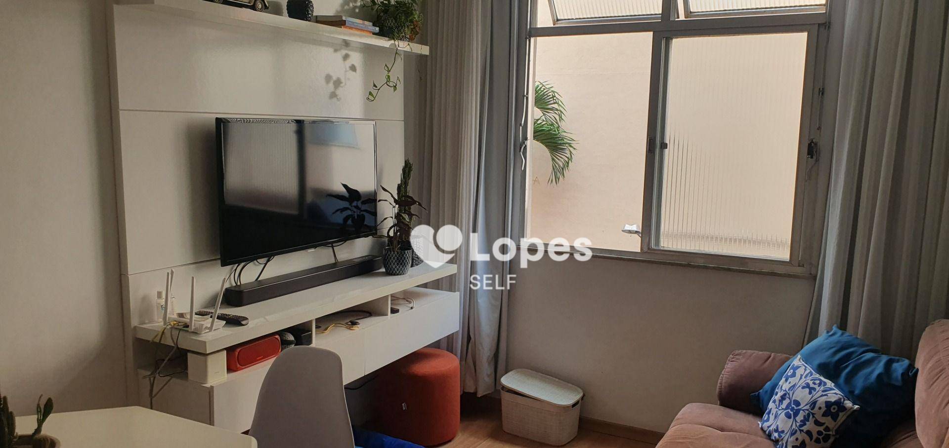 Apartamento à venda com 3 quartos, 56m² - Foto 1