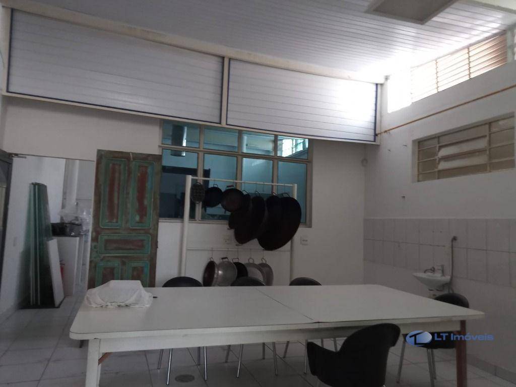 Sobrado à venda com 3 quartos, 311m² - Foto 5