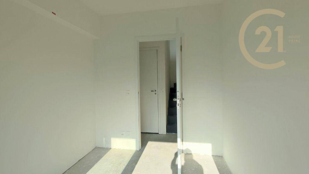 Apartamento à venda com 2 quartos, 67m² - Foto 7