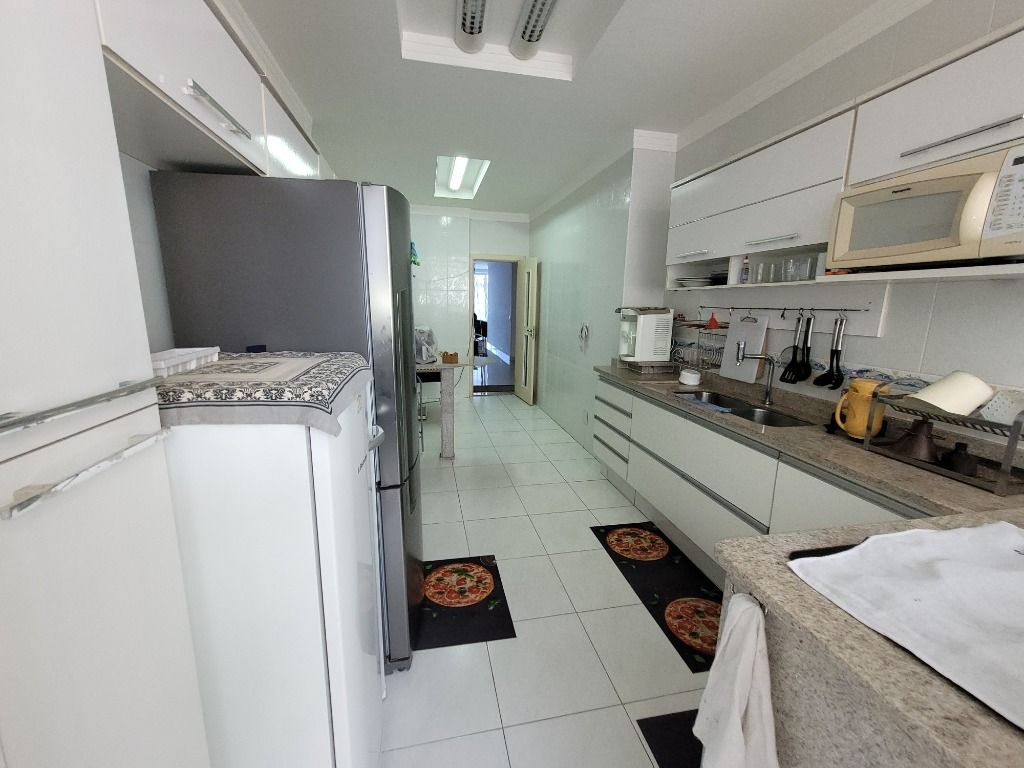 Apartamento à venda com 4 quartos, 184m² - Foto 29