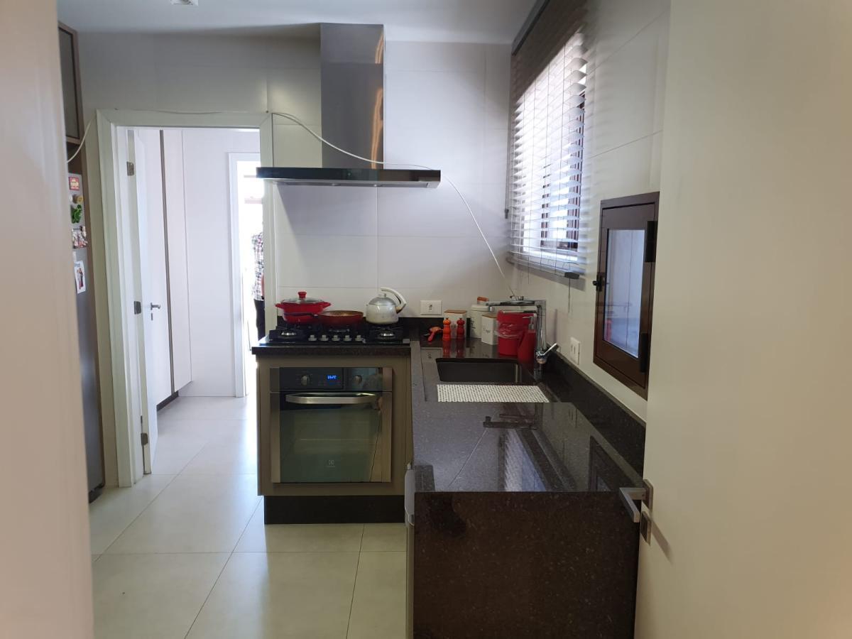 Apartamento à venda com 4 quartos, 183m² - Foto 19