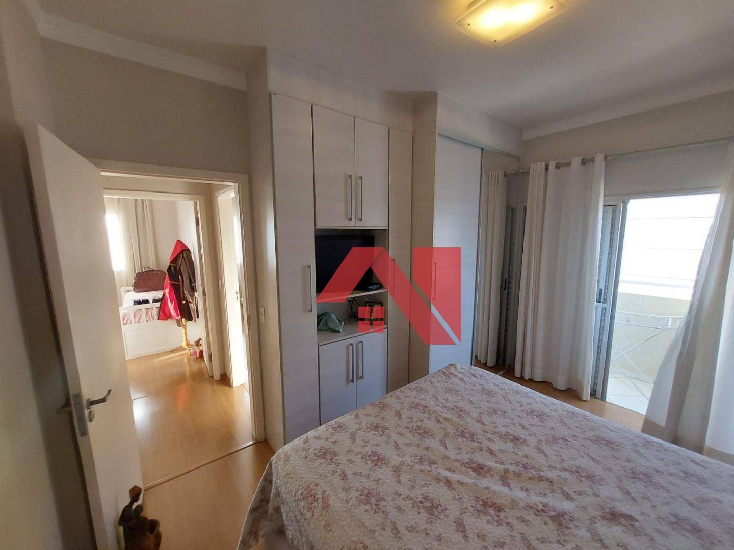 Apartamento à venda com 3 quartos, 116m² - Foto 3