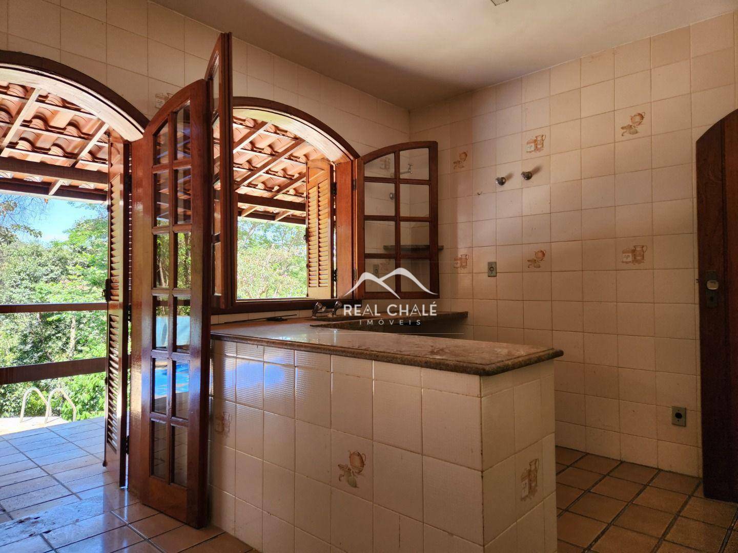 Casa de Condomínio à venda com 3 quartos, 220m² - Foto 6