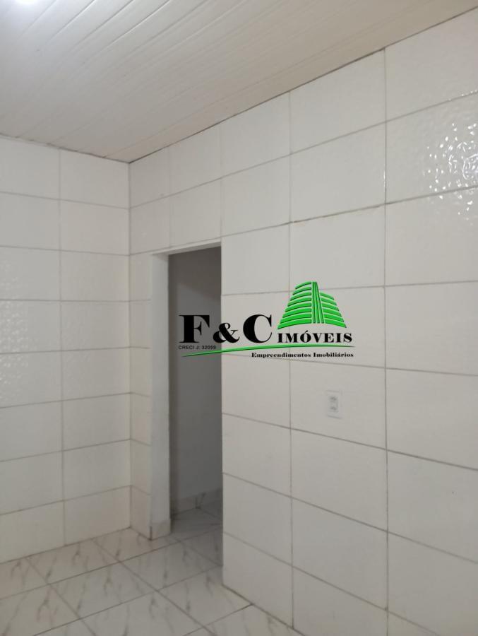 Casa para alugar com 3 quartos, 200m² - Foto 14