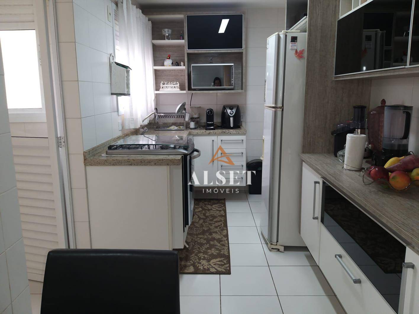 Apartamento à venda com 3 quartos, 126m² - Foto 20