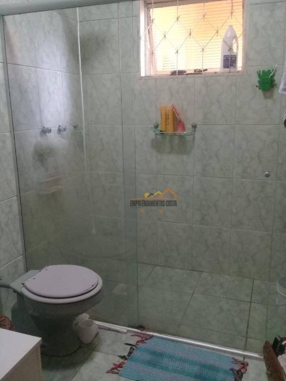 Casa à venda com 4 quartos, 150m² - Foto 10