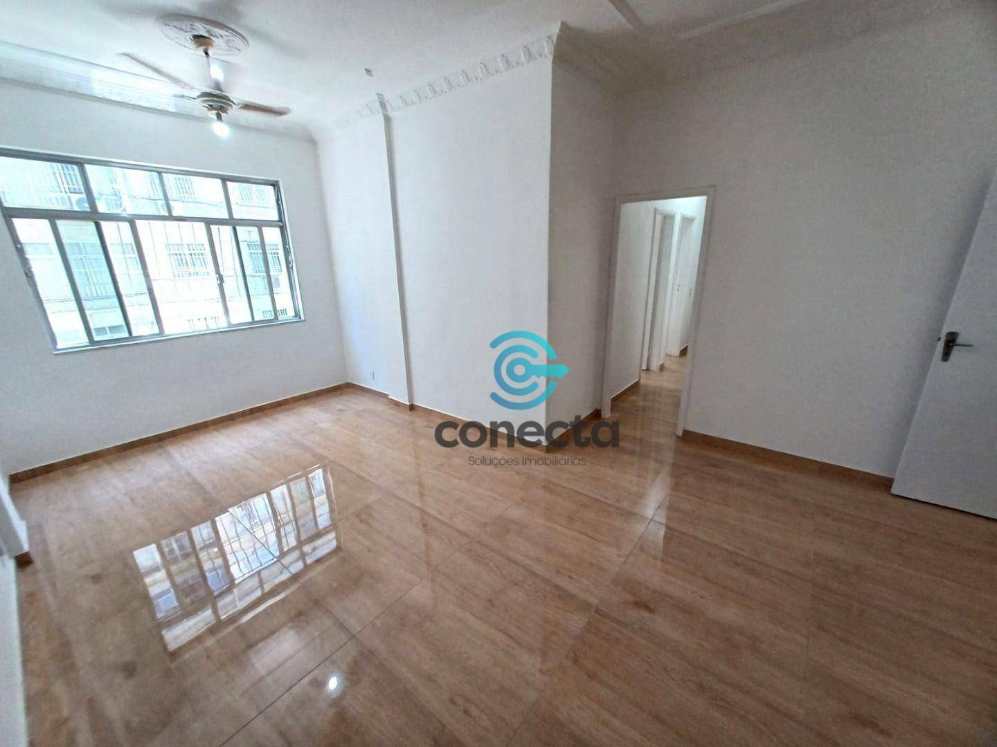 Apartamento para alugar com 3 quartos, 130m² - Foto 1