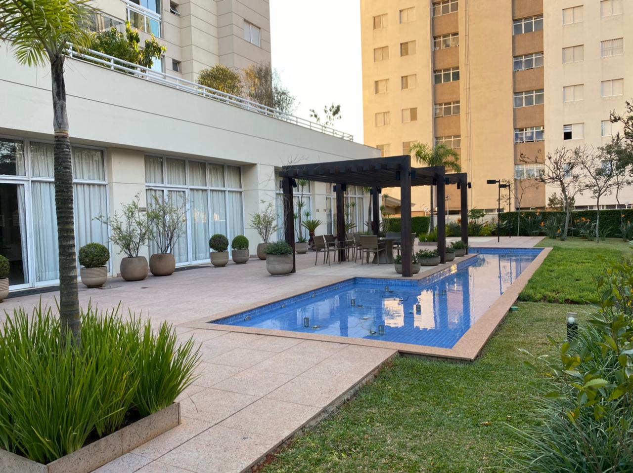 Apartamento à venda com 3 quartos, 154m² - Foto 11