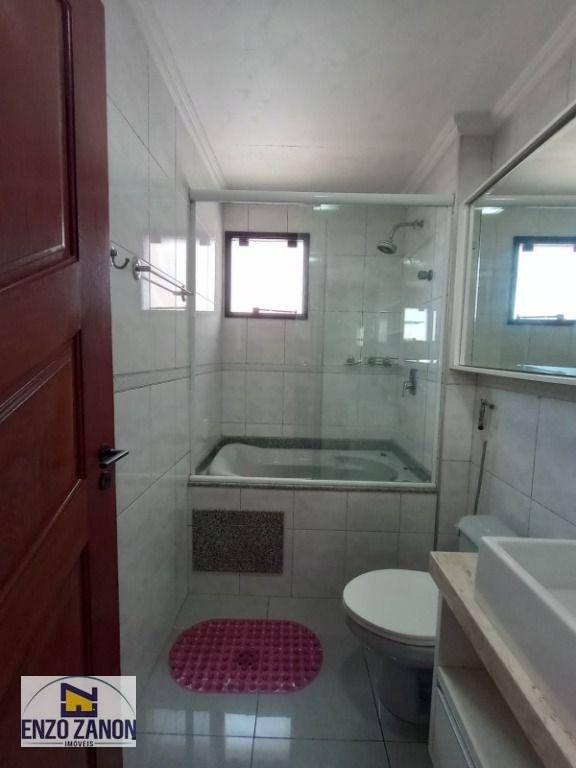 Apartamento para alugar com 3 quartos, 90m² - Foto 17