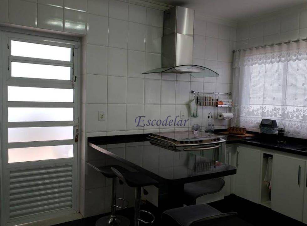 Sobrado à venda com 3 quartos, 210m² - Foto 15