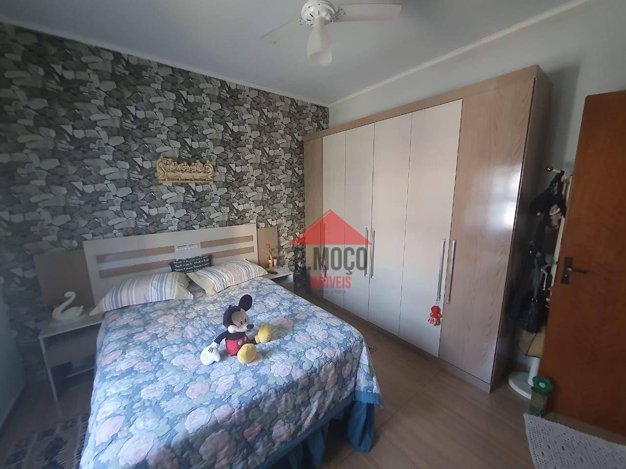 Casa à venda com 3 quartos, 77m² - Foto 6