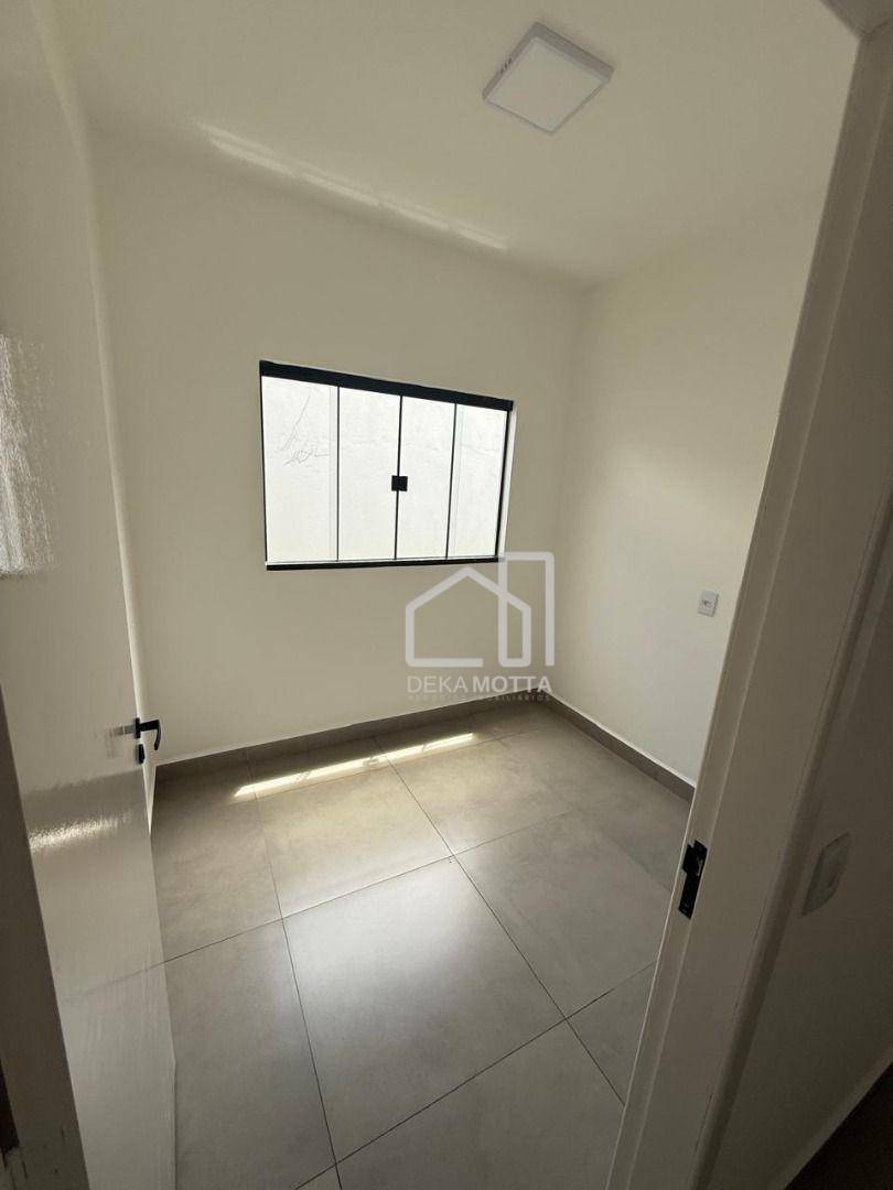 Casa à venda com 2 quartos, 57m² - Foto 13