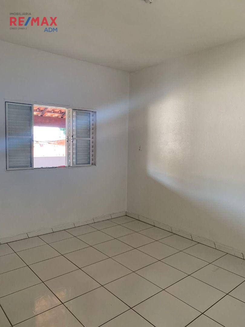 Casa à venda com 2 quartos, 100M2 - Foto 3