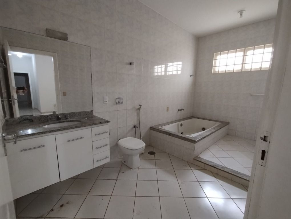 Casa à venda com 3 quartos, 250m² - Foto 6