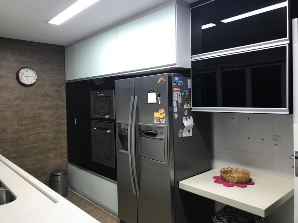 Apartamento à venda com 3 quartos, 162m² - Foto 16