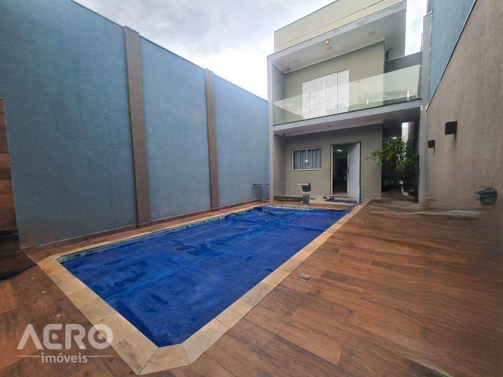 Casa à venda com 3 quartos, 260m² - Foto 30