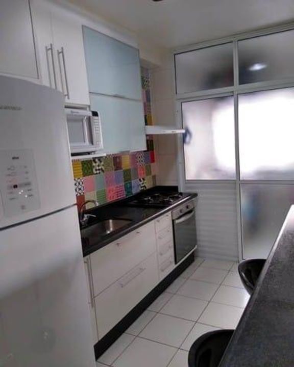 Apartamento à venda com 3 quartos, 81m² - Foto 4