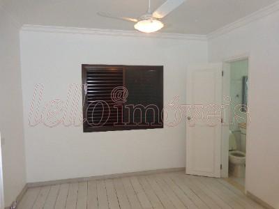 Apartamento para alugar com 2 quartos, 125m² - Foto 25