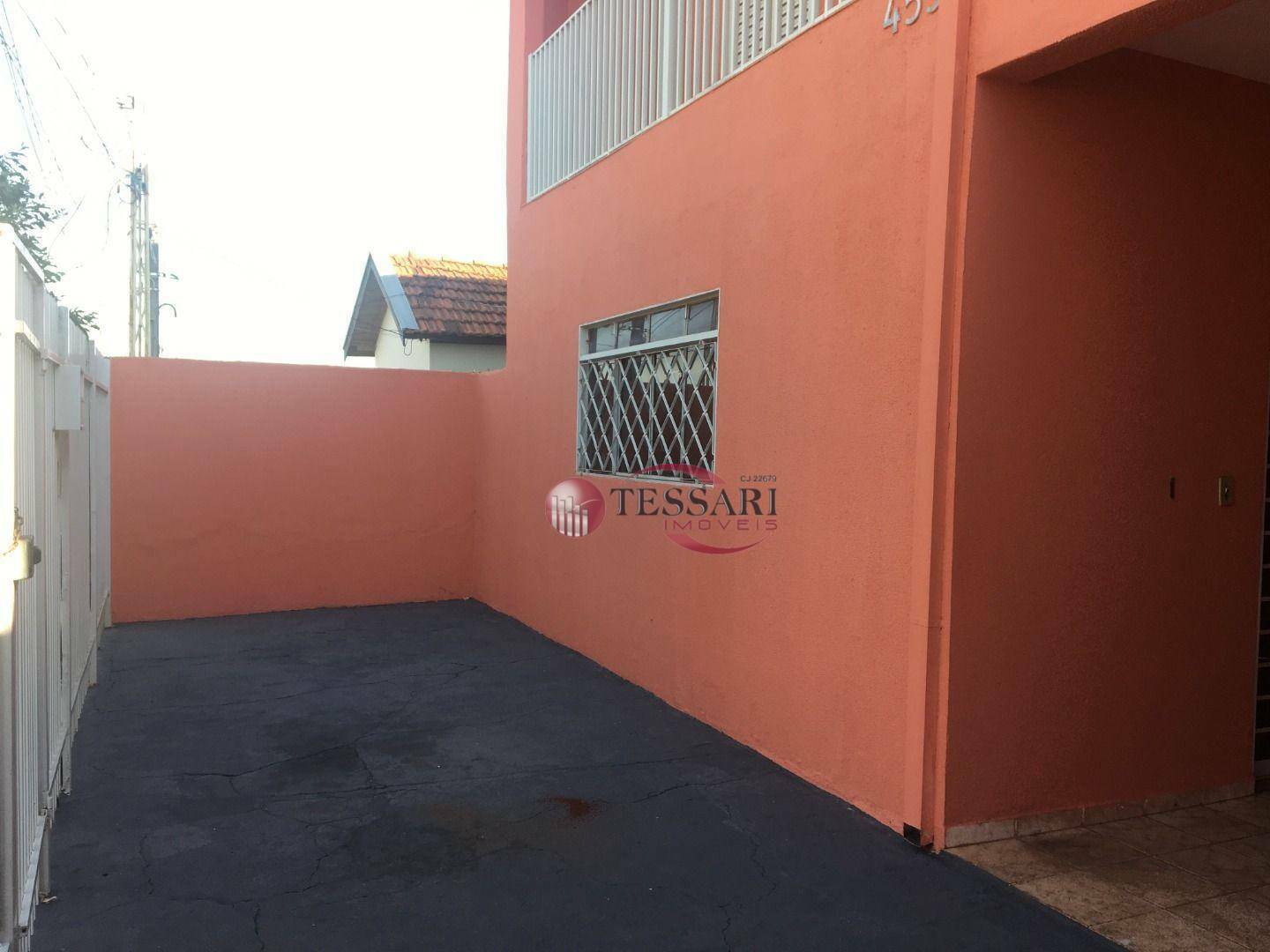 Casa à venda com 5 quartos, 192m² - Foto 2