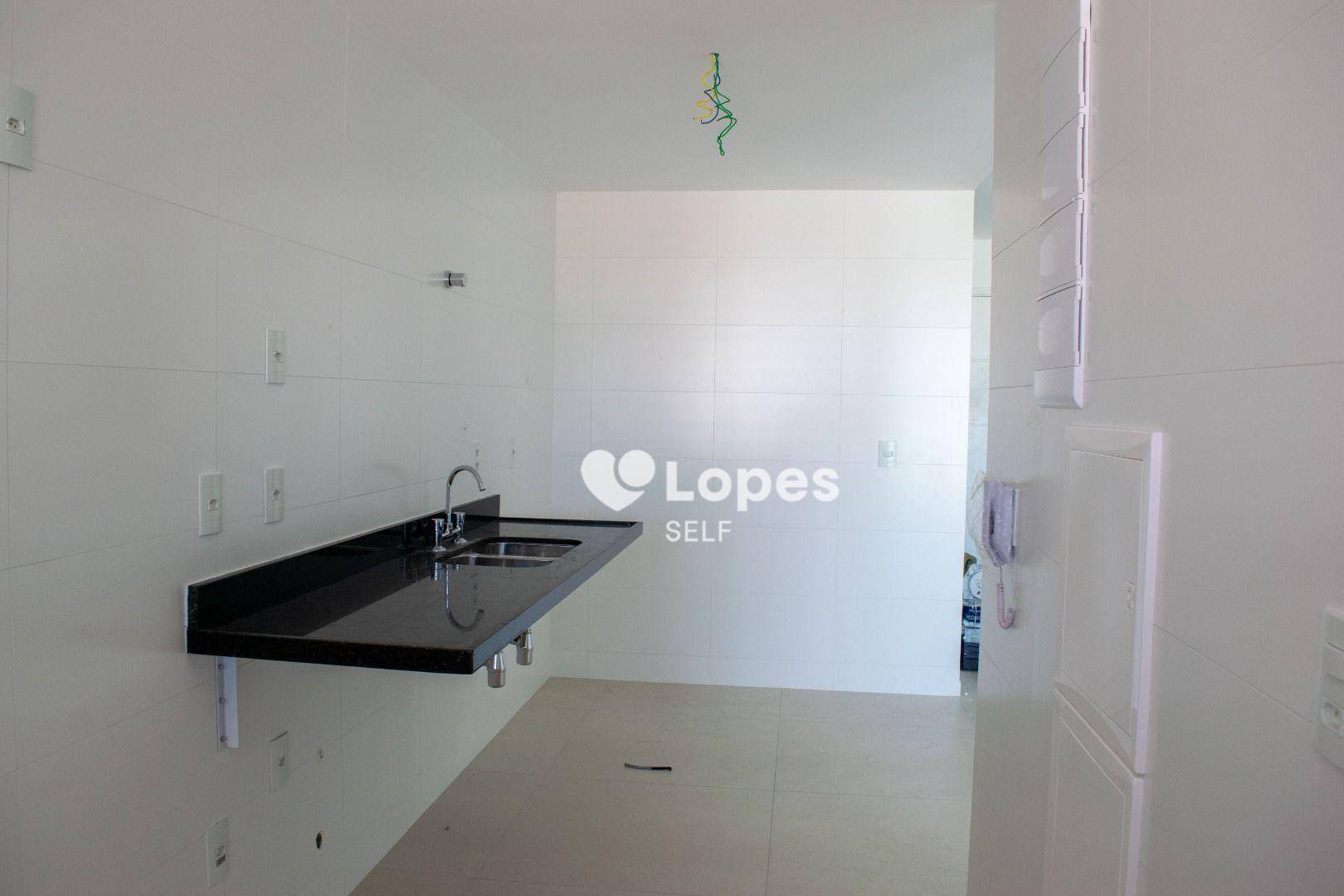 Apartamento à venda com 3 quartos, 118m² - Foto 4