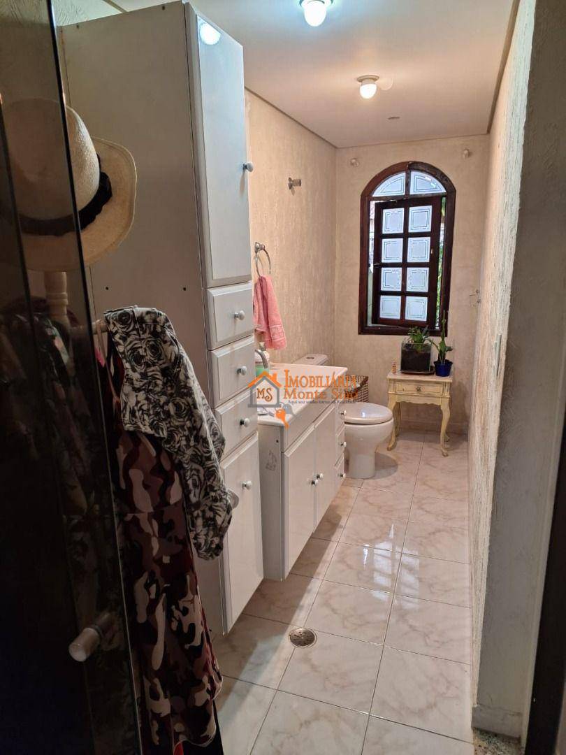 Sobrado à venda com 3 quartos, 300m² - Foto 24