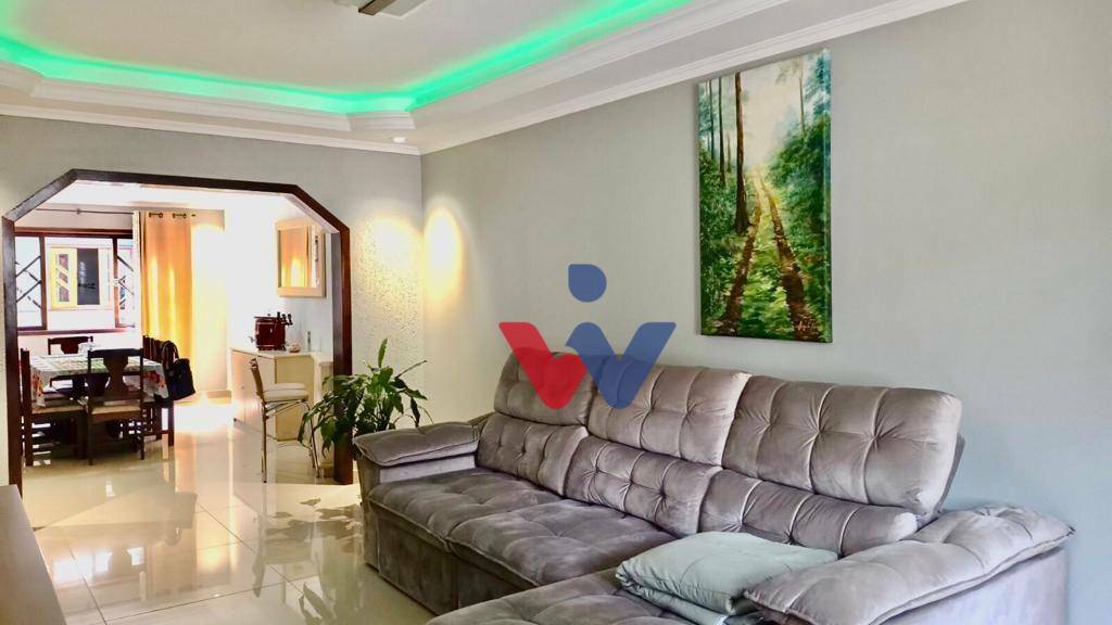 Sobrado à venda com 3 quartos, 240m² - Foto 6