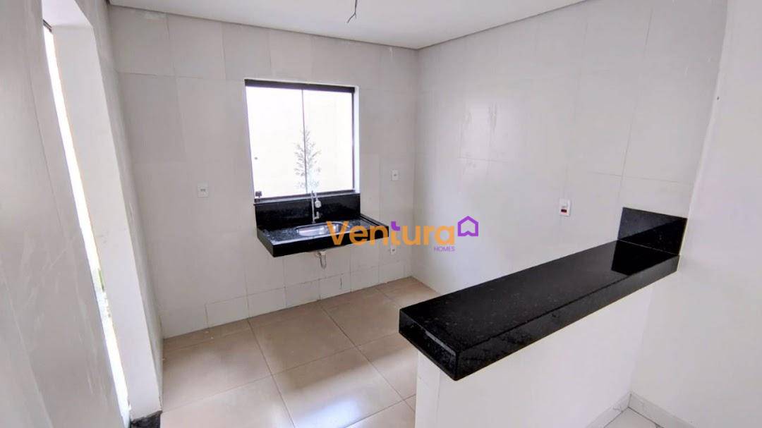 Casa à venda com 3 quartos, 95m² - Foto 7