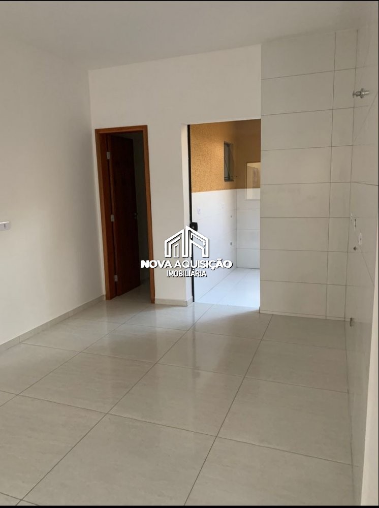 Casa à venda com 2 quartos, 56m² - Foto 6