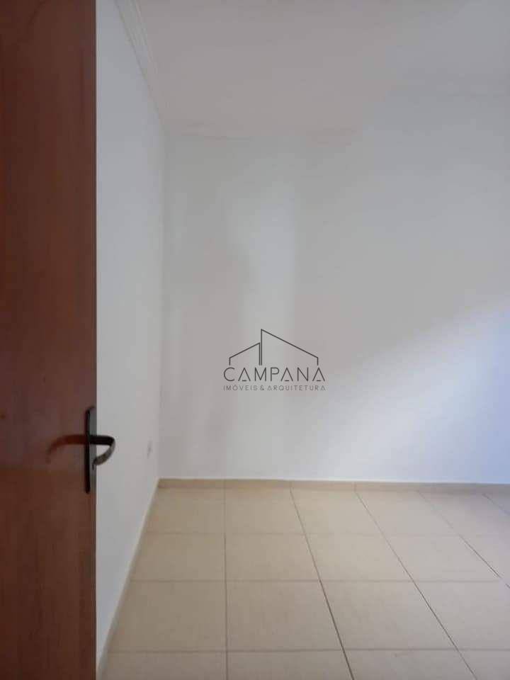 Casa à venda com 2 quartos, 65m² - Foto 4