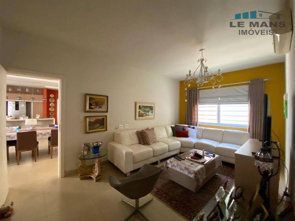 Casa à venda com 3 quartos, 300m² - Foto 12