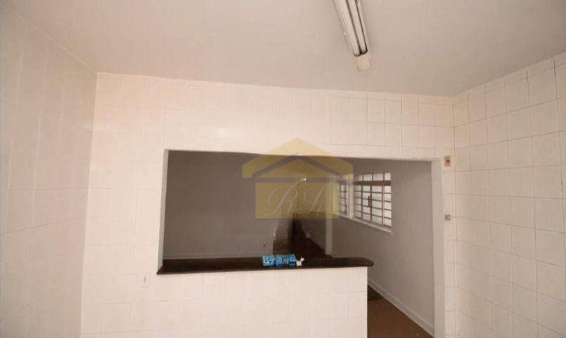 Casa à venda com 3 quartos, 220m² - Foto 12