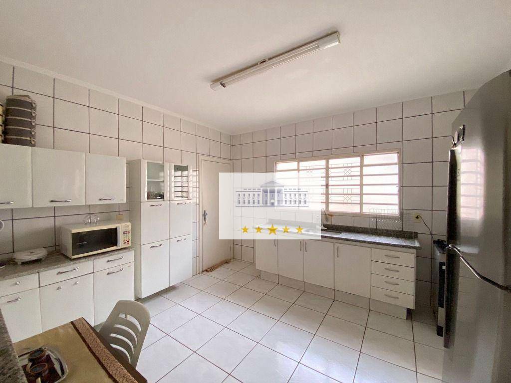 Casa à venda com 3 quartos, 153m² - Foto 6