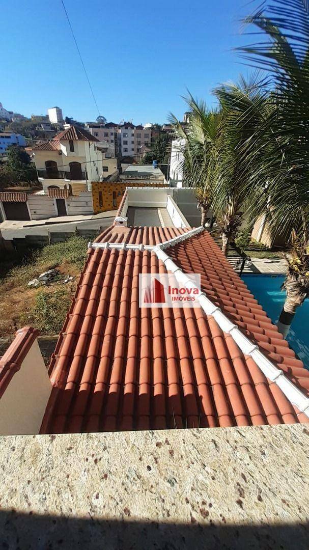 Casa de Condomínio para alugar com 4 quartos, 280m² - Foto 23