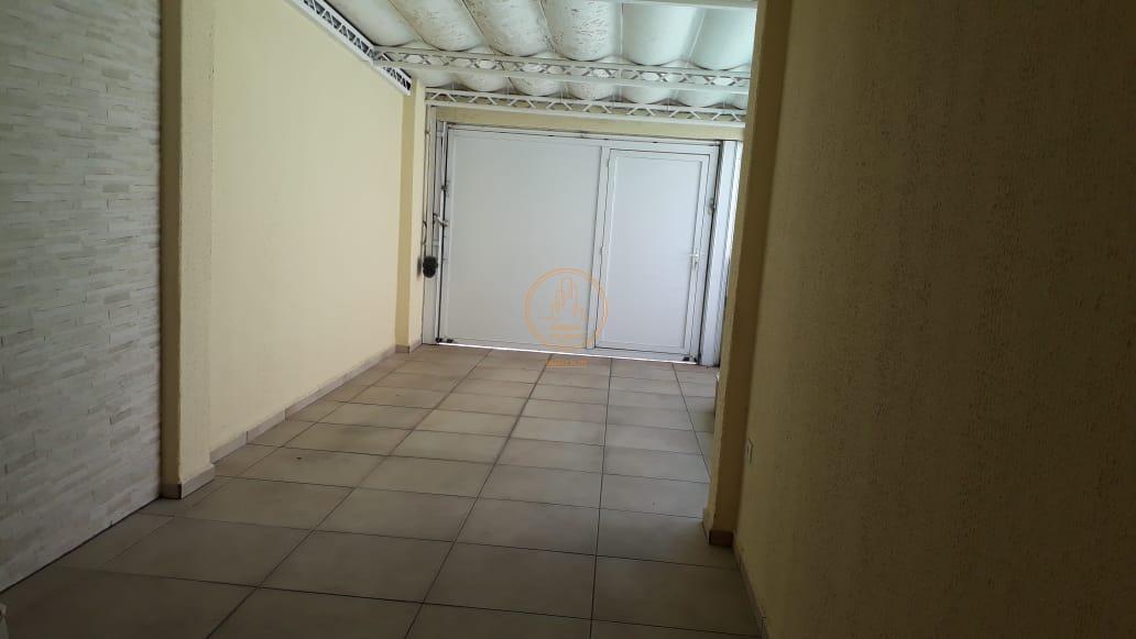 Casa à venda com 3 quartos, 168m² - Foto 4