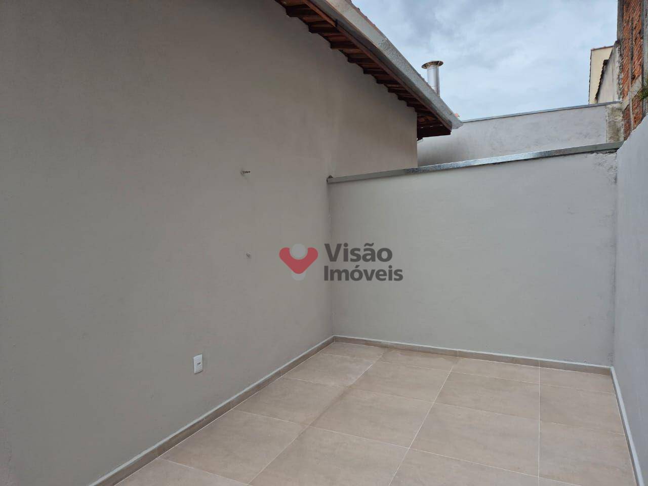 Casa à venda com 2 quartos, 72m² - Foto 14