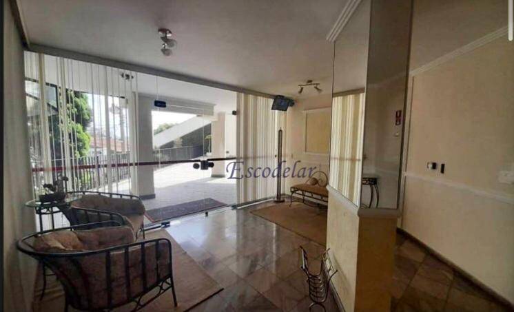 Apartamento para alugar com 2 quartos, 400m² - Foto 17