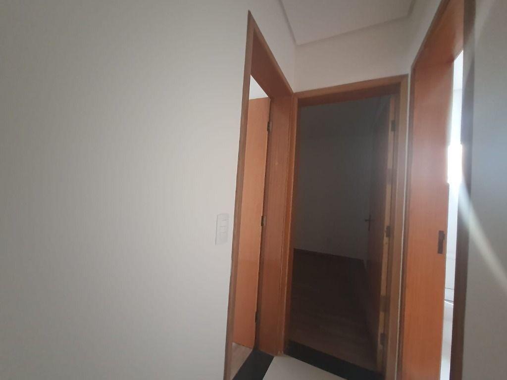 Sobrado à venda com 2 quartos, 73m² - Foto 3