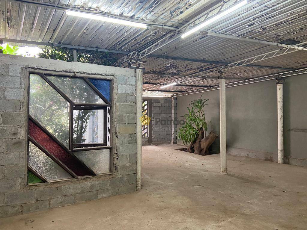 Sobrado à venda e aluguel com 4 quartos, 300m² - Foto 23