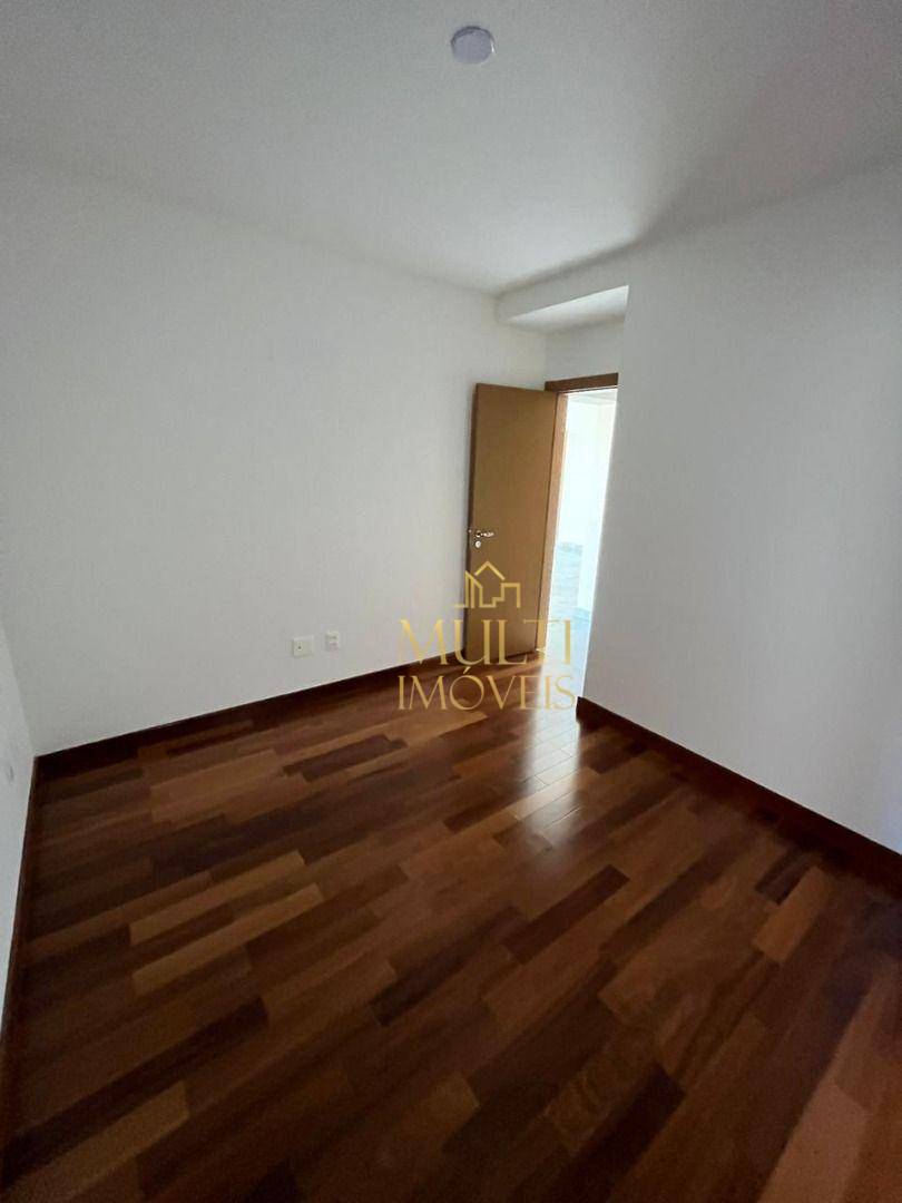 Apartamento à venda com 3 quartos, 123m² - Foto 12