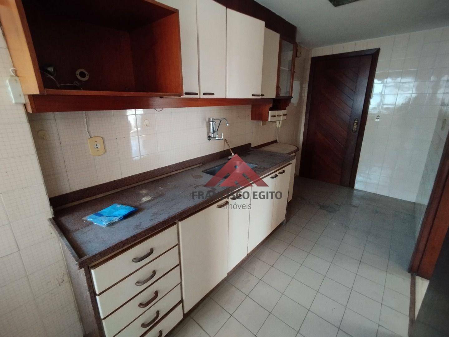 Apartamento à venda com 2 quartos, 70m² - Foto 20