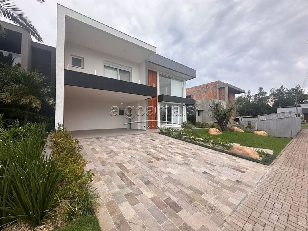 Casa de Condomínio à venda com 5 quartos, 338m² - Foto 3