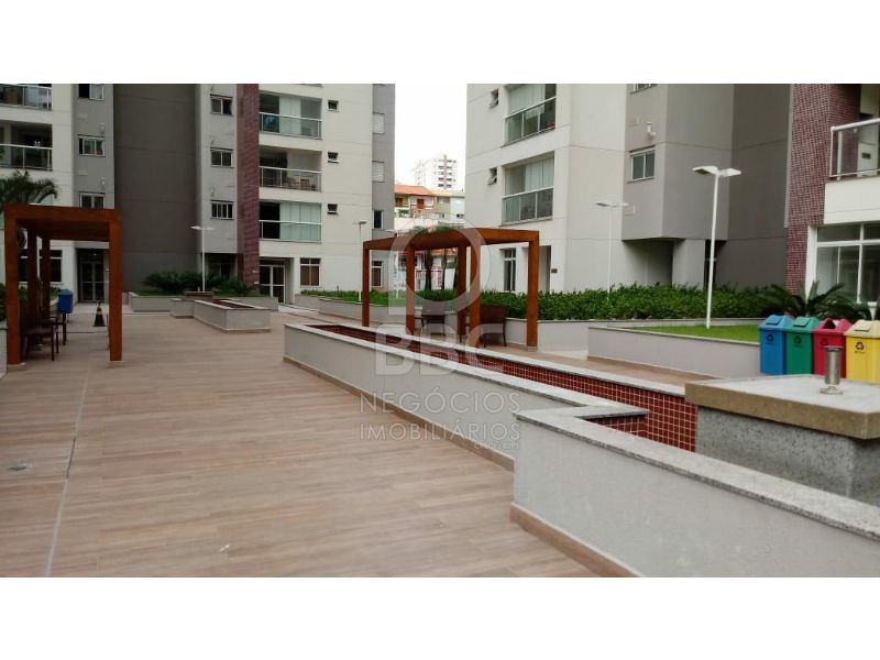 Apartamento à venda com 2 quartos, 79m² - Foto 26