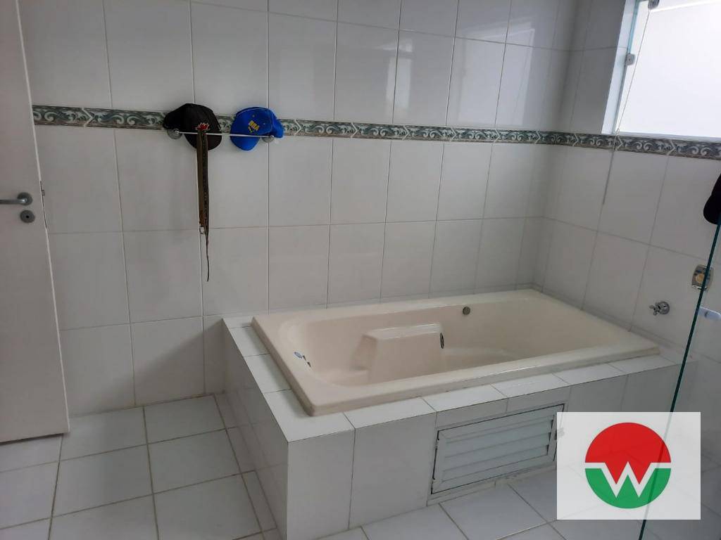 Casa de Condomínio à venda com 5 quartos, 301m² - Foto 22