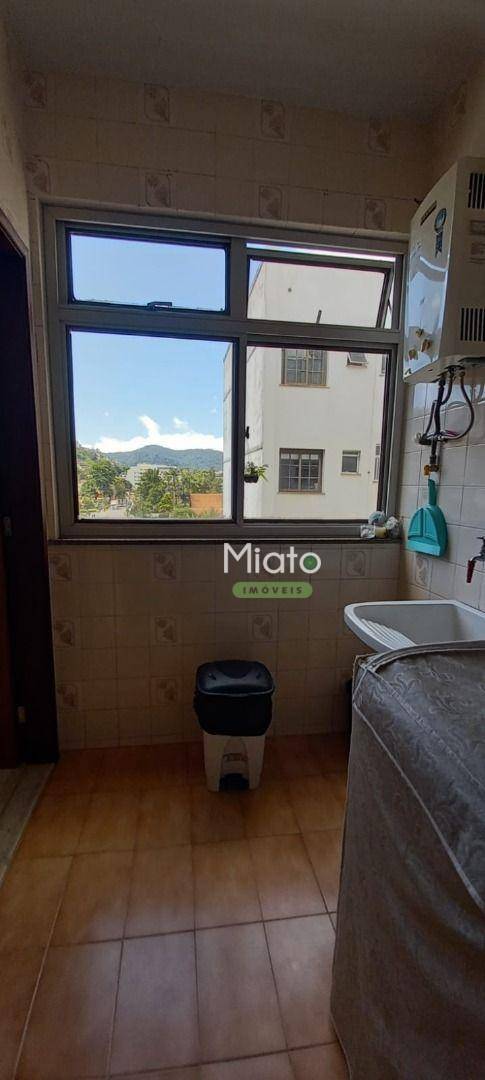 Apartamento à venda com 2 quartos, 77m² - Foto 13