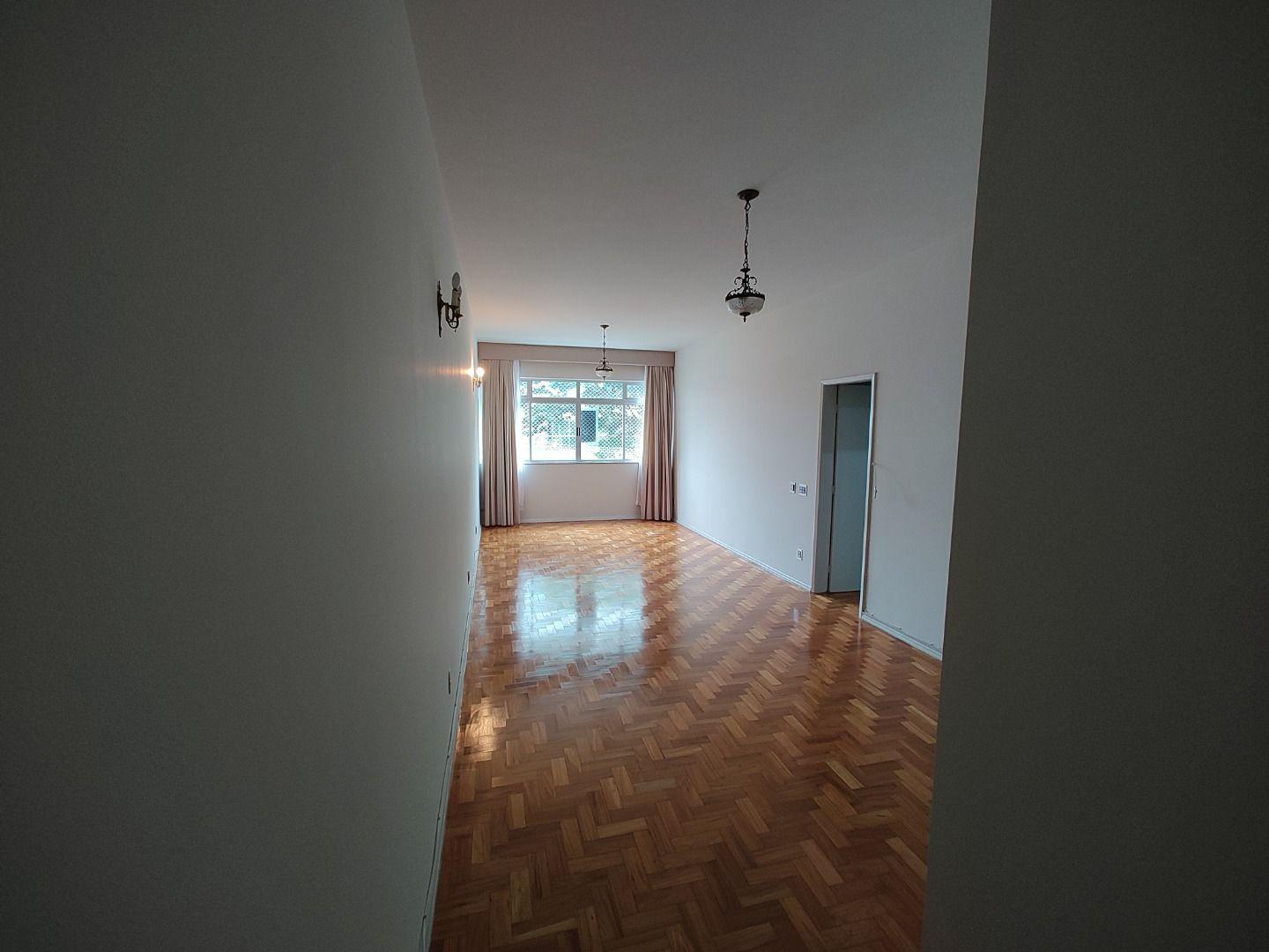 Apartamento à venda com 3 quartos, 135m² - Foto 3